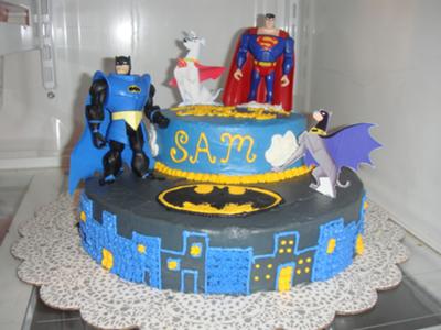 BUT I found a cheap superman and batman at Target that I used for cake