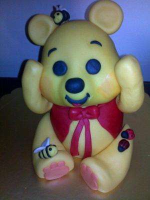 Baby Winnie the Pooh Cake