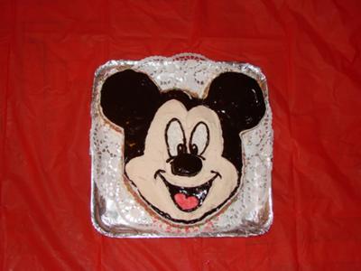 Easy Birthday Cakes on Happy Mickey Mouse Cake