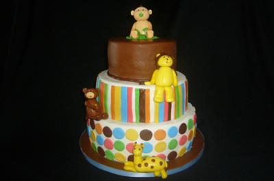 Baby Birthday Cake on Jungle Themed Baby Shower Cake