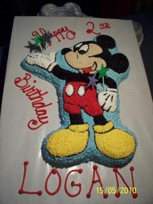 Mickey Mouse Birthday Cakes on Logan S Mickey Mouse Cake