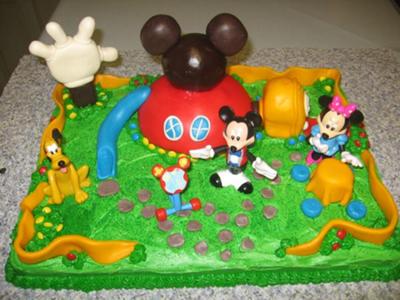 Cupcake Birthday Cake on Mickey Mouse Club House Cake