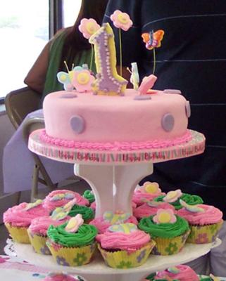  Birthday Cake Recipes on Birthday Cake On Butterfly First Birthday Cake