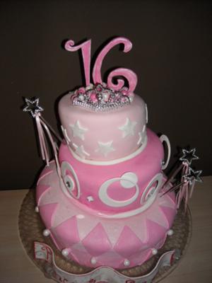 Birthday Cake Toppers on Samantha S Sweet Sixteen Cake