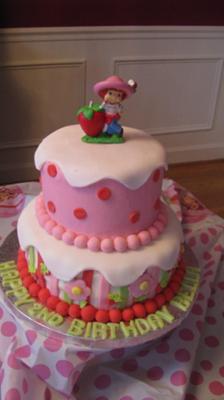Strawberry Birthday Cake on Strawberry Shortcake Cake For Bella