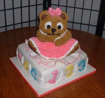 Girly Birthday Cakes on Teddy Bear Baby Shower Cake For A Baby Girl