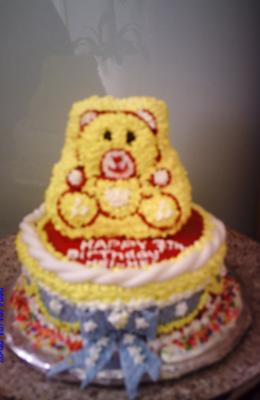 Hei-Hei's Teddy Bear Birthday Cake