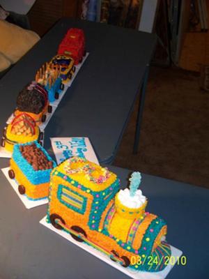 Birthday Cake Oreos on Will S Train Cake 2010