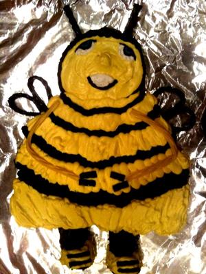 Bee Movie Cake