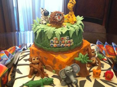 It's a Jungle Cake