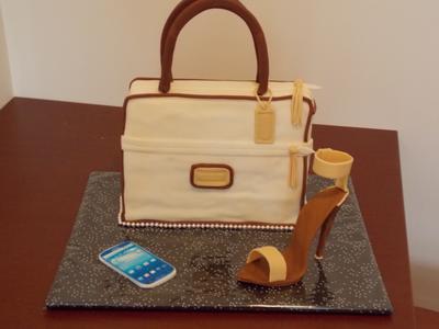 Download free photo of Cake,birthday cake,purse cake,dessert,sweet - from  needpix.com