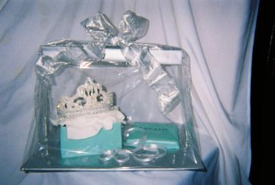 Edible Tiffany Tiara and Box Cake