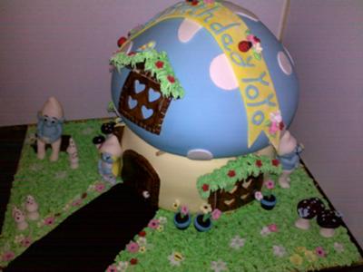 Smurf House Cake