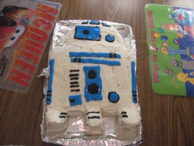 R2D2 Cake