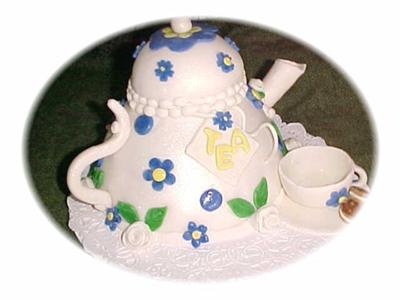 Tea Time Teapot Cake