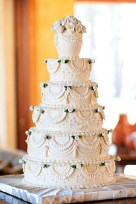 Victorian Style Wedding Cake